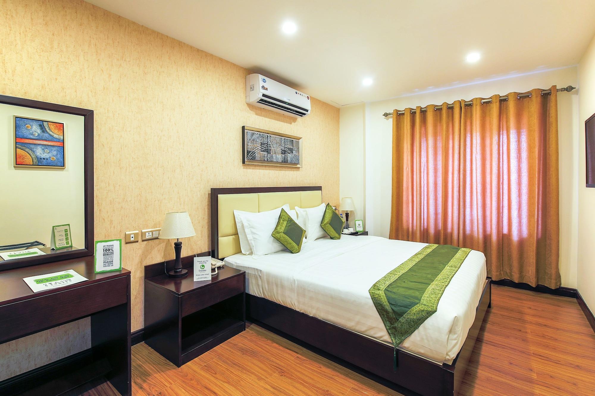 Treebo Trend Adrak Hotel Thiruvananthapuram Exterior photo