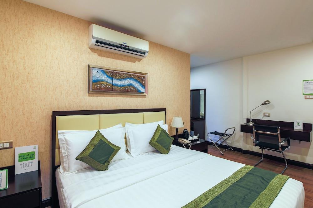 Treebo Trend Adrak Hotel Thiruvananthapuram Exterior photo